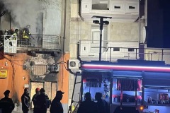 Vigili-del-fuoco-al-lavoro-incendio-Punto-Luce-san-vito